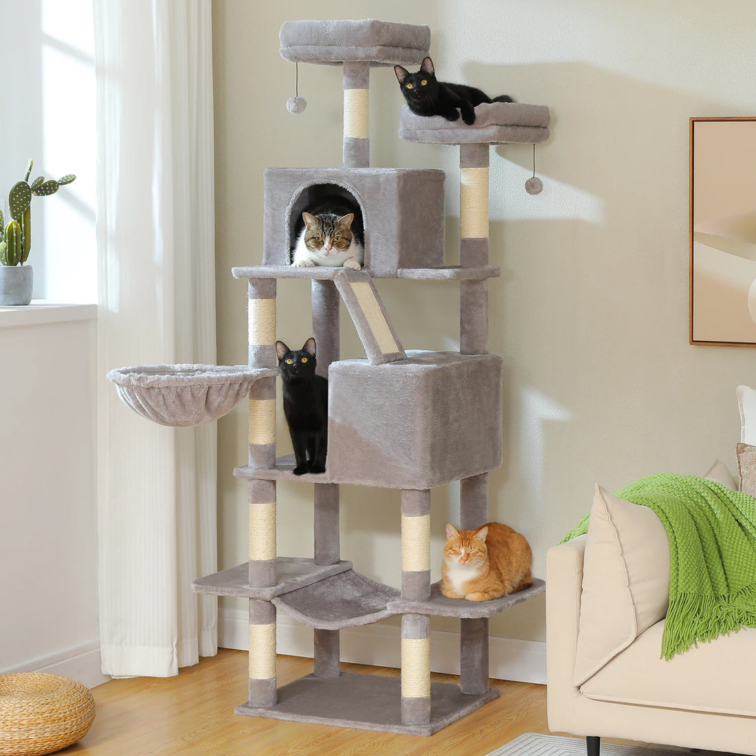 Arbre à chat d'angle avec panier suspendu