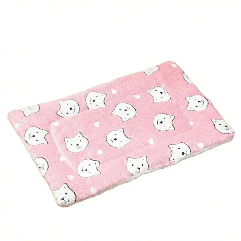 Coussin douillet pour chat en forme d'ours rose