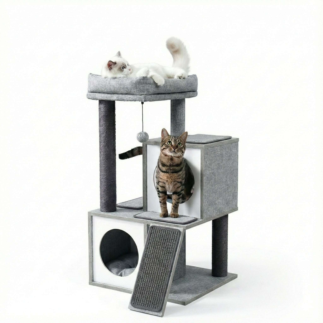 Petit arbre à chat en bois