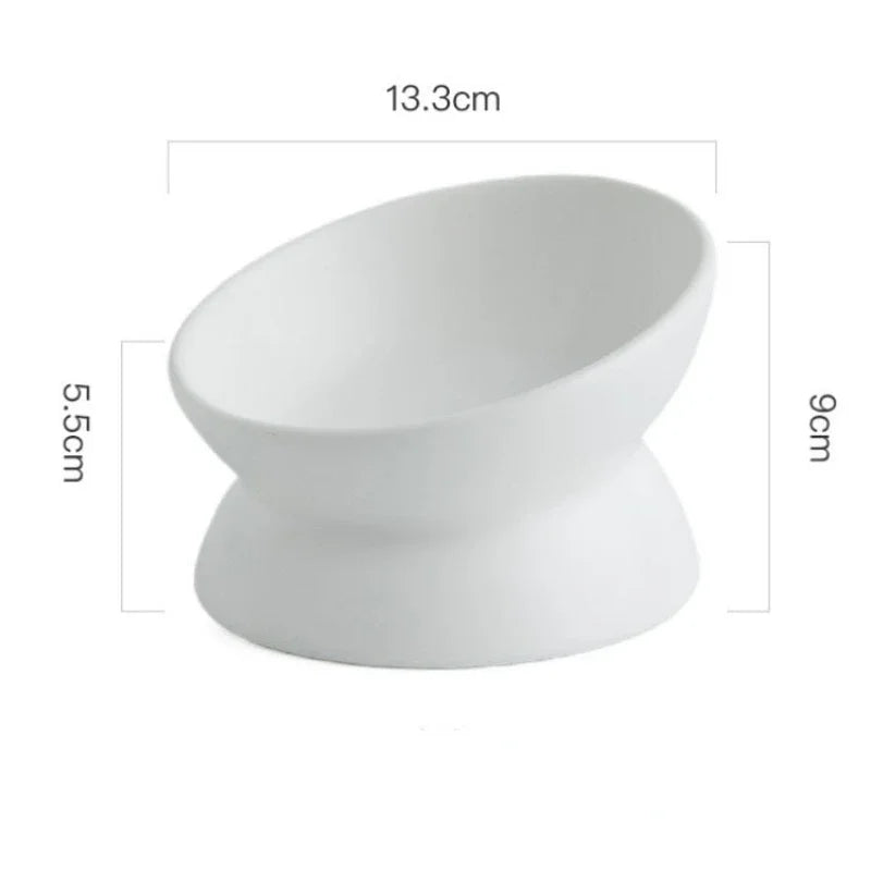 Schéma coté blanc : diamètre 13,3 cm, hauteur 5,5 cm côté bas et 9 cm côté haut