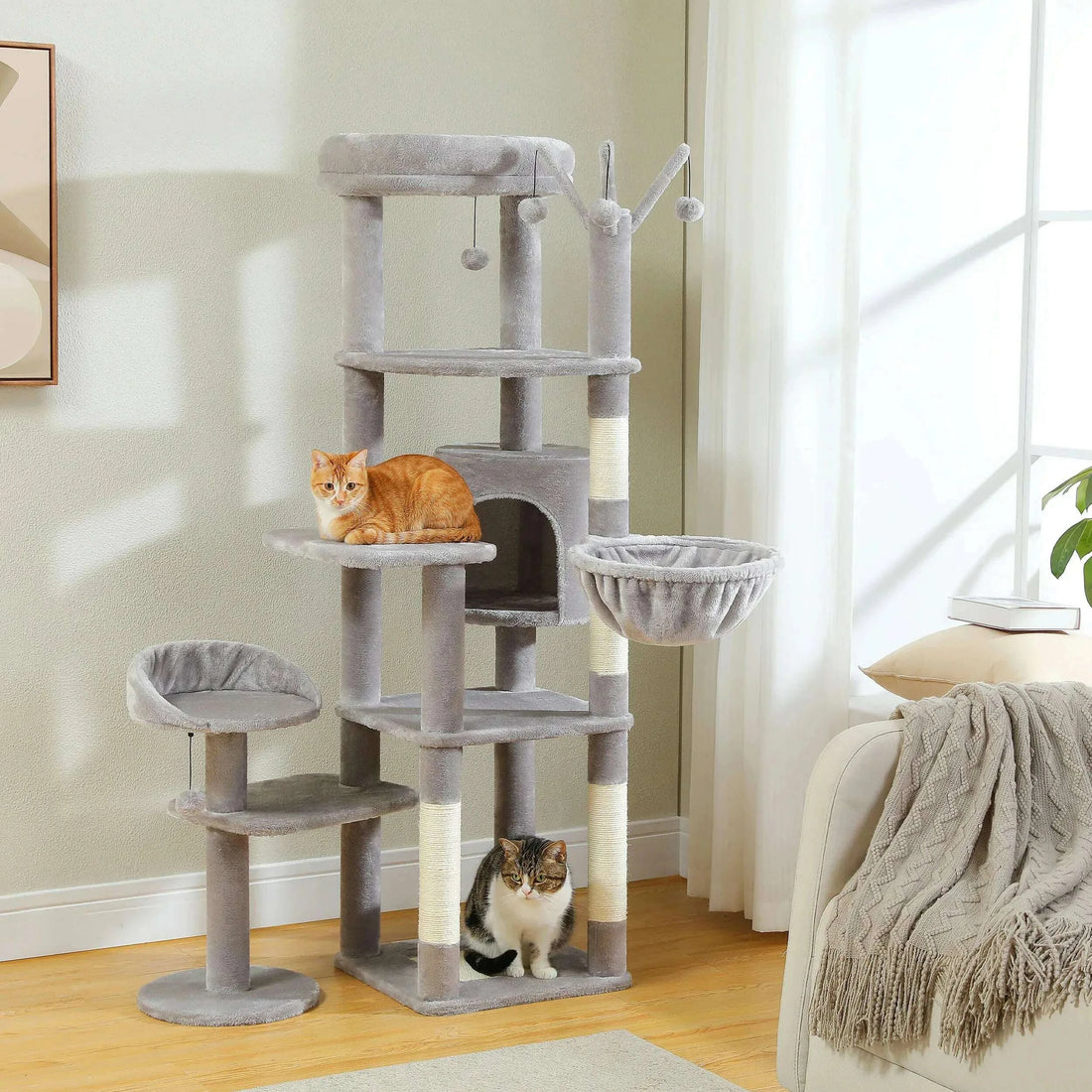 Arbre à chat géant multi-niveaux
