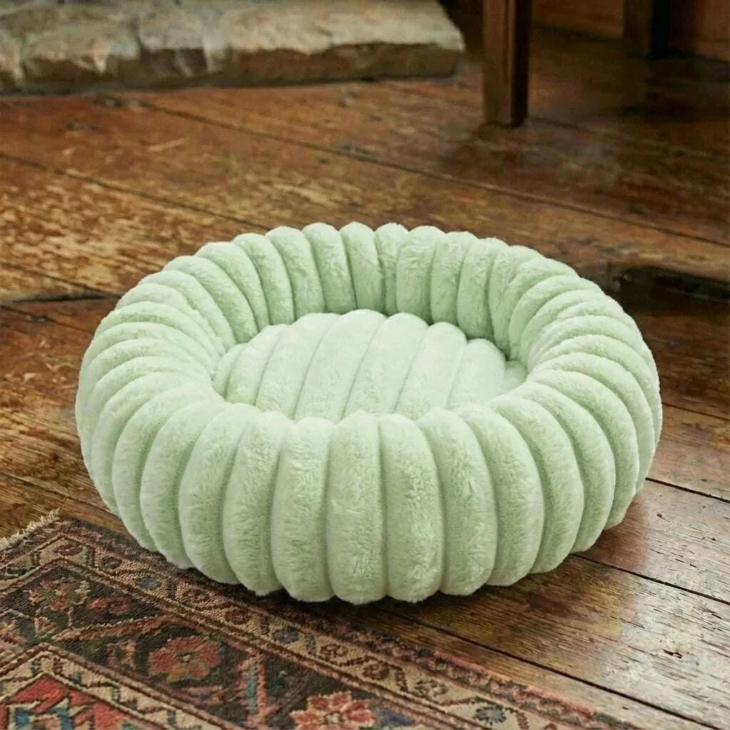 Panier rond pour chat en coussin vert pastel — vue zoom