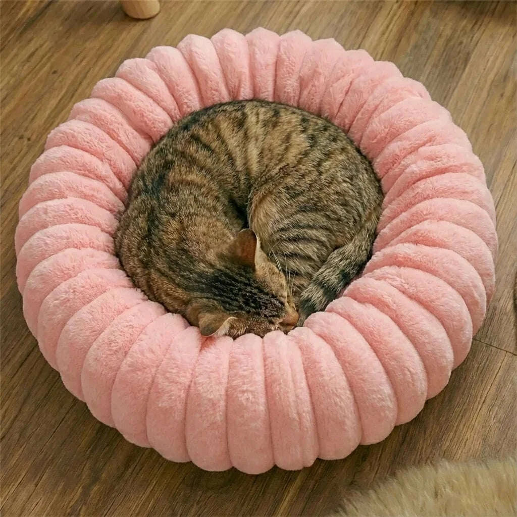 Panier pour chat rose, rond et confortable